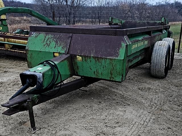 Image of John Deere 680 equipment image 1