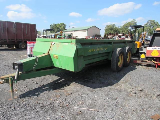 Image of John Deere 680 equipment image 1