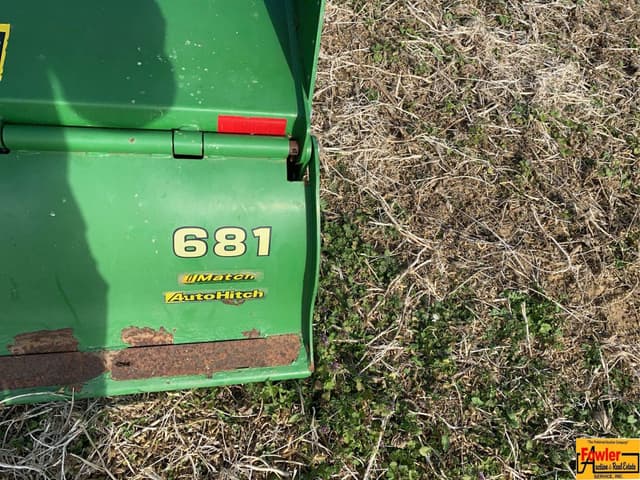 Image of John Deere 681 equipment image 4