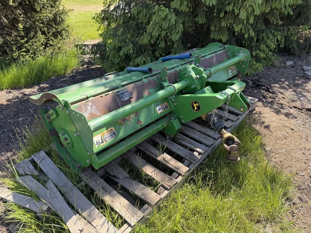 Image of John Deere 681 equipment image 4