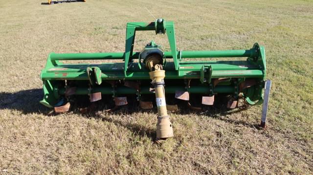 Image of John Deere 681 equipment image 1