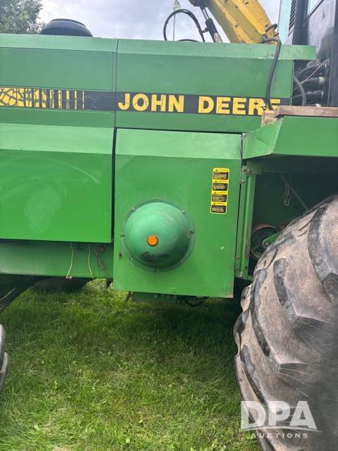 Image of John Deere 6810 equipment image 3
