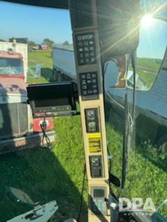 Image of John Deere 6850 equipment image 4