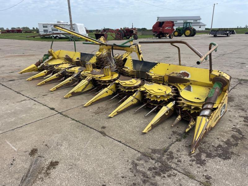 Image of John Deere 688 Primary image