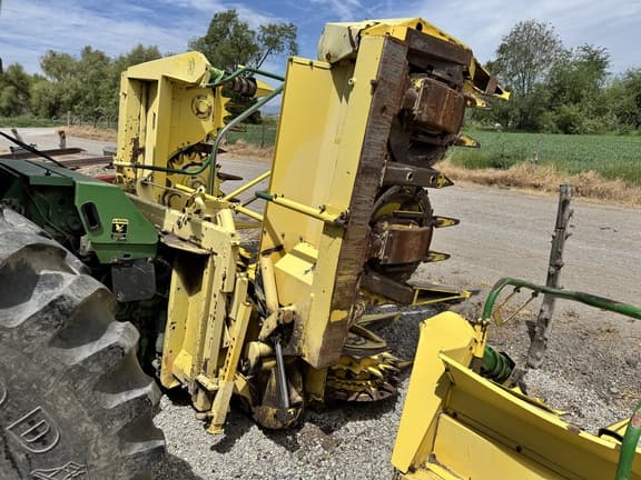 Image of John Deere 688 equipment image 3