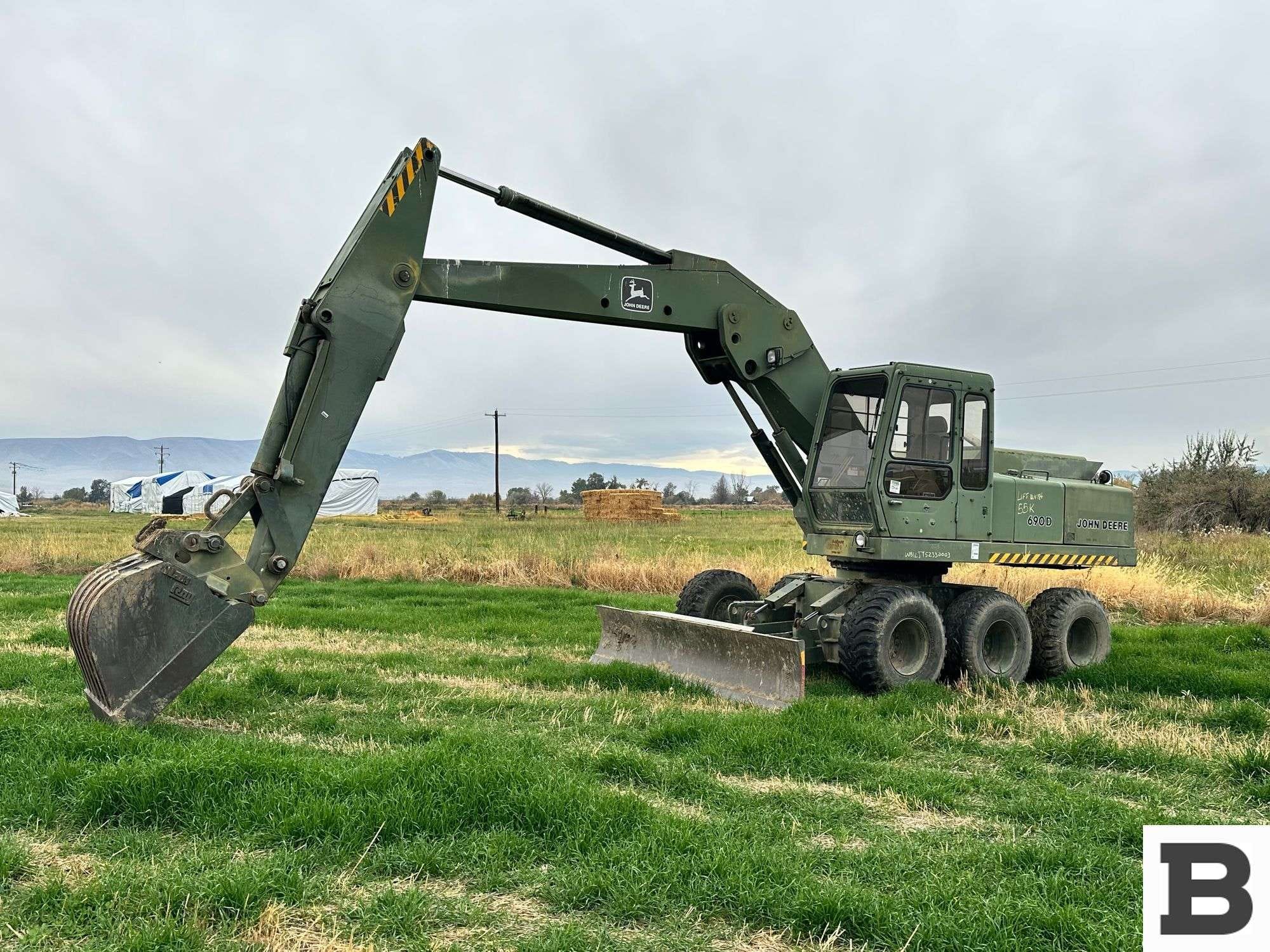 John Deere 690D Equipment Image0