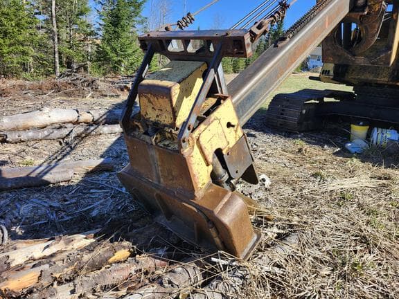 Image of John Deere 690E LC equipment image 3