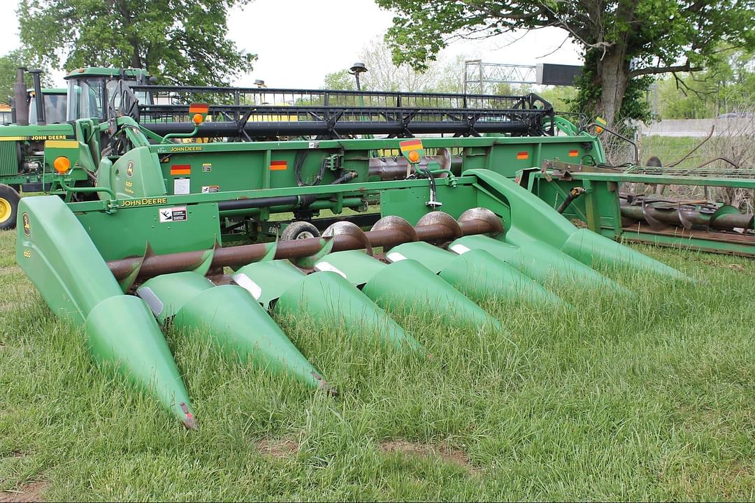 Image of John Deere 693 Primary image