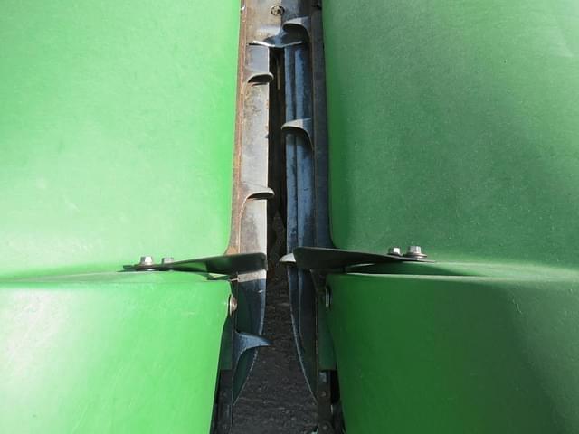 Image of John Deere 693 equipment image 4