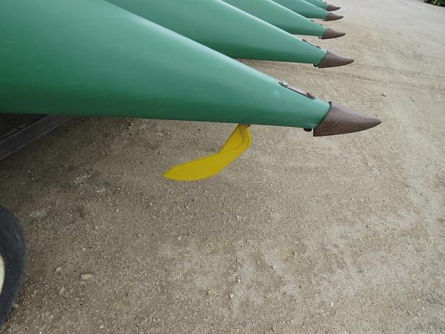 Image of John Deere 693 equipment image 3