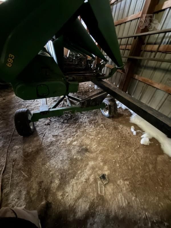 Image of John Deere 693 equipment image 4