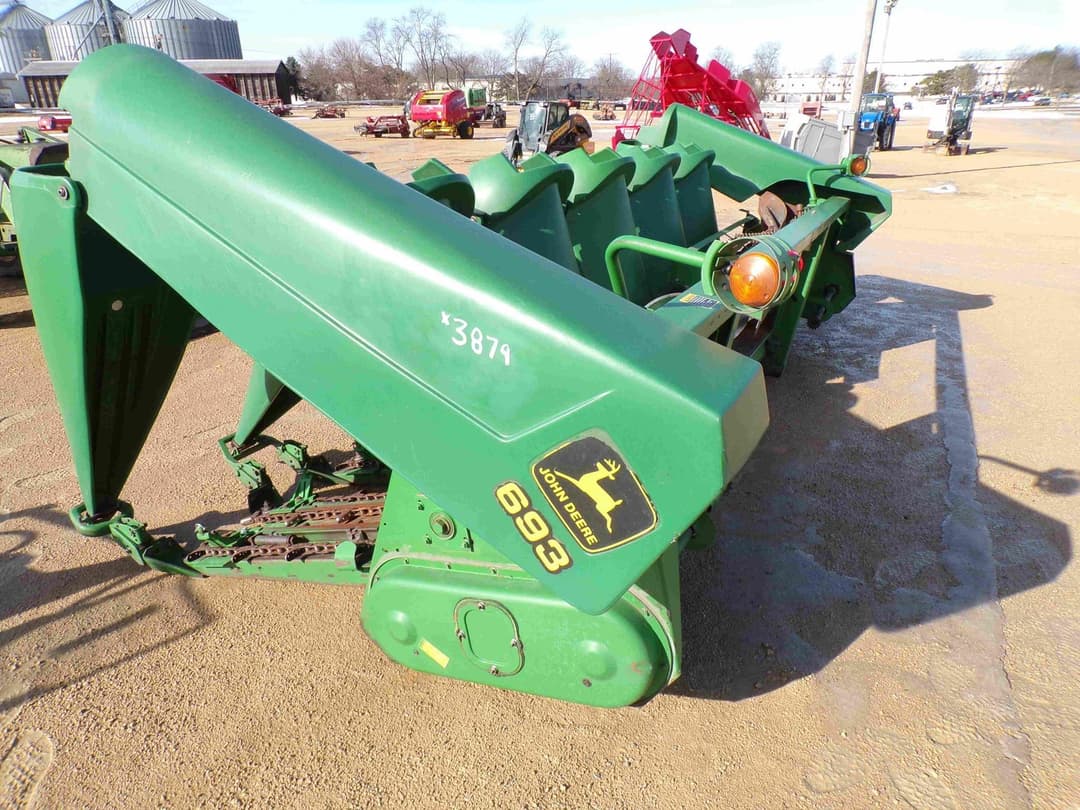 Image of John Deere 693 Primary image
