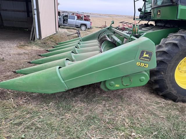 Image of John Deere 693 equipment image 1