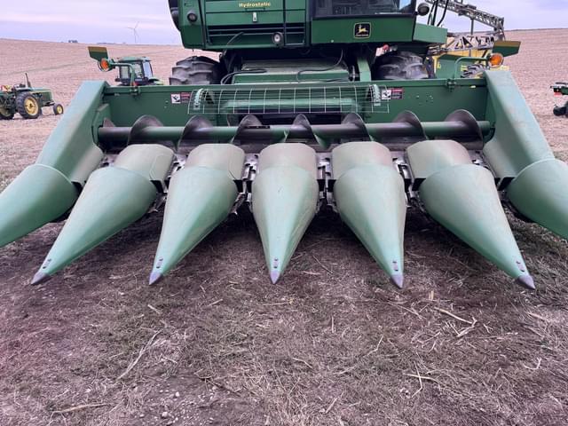 Image of John Deere 693 equipment image 4