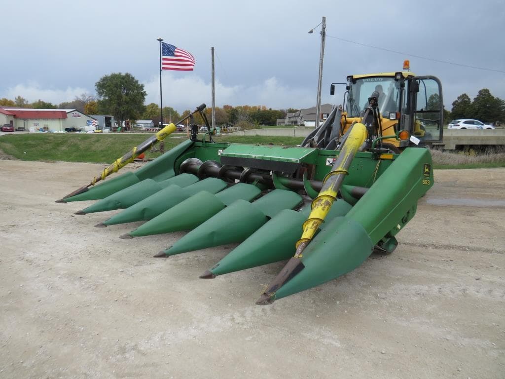 Image of John Deere 693 Primary image