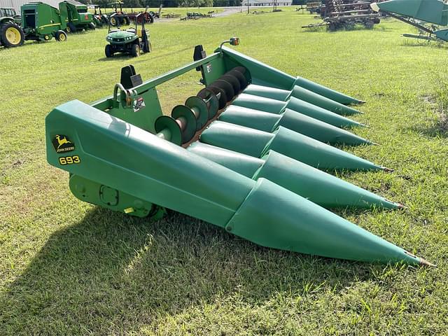 Image of John Deere 693 equipment image 1