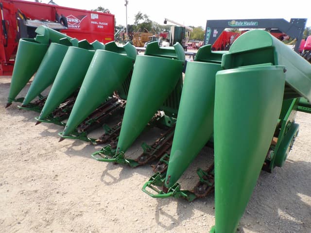 Image of John Deere 693 equipment image 4