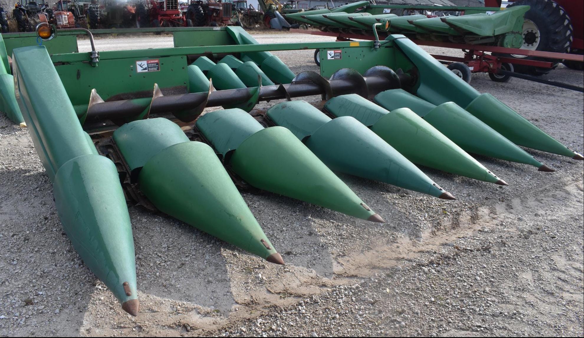 Main image John Deere 693