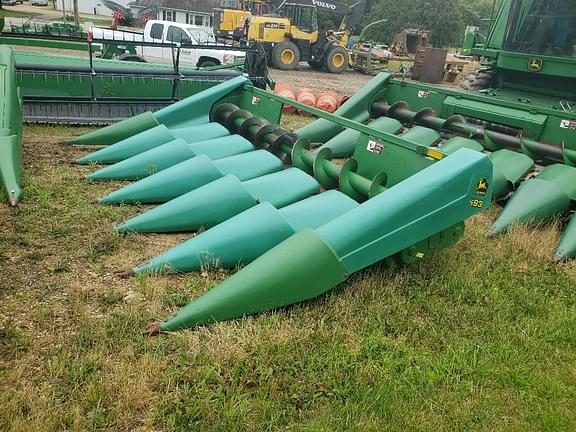 Image of John Deere 693 Primary image
