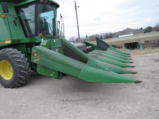 Image of John Deere 693 equipment image 1