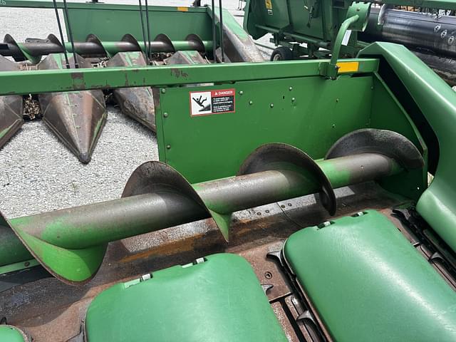 Image of John Deere 693 equipment image 3