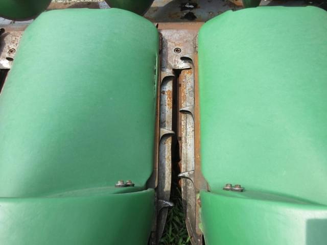Image of John Deere 693 equipment image 2