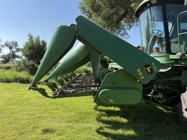 Image of John Deere 693 equipment image 2