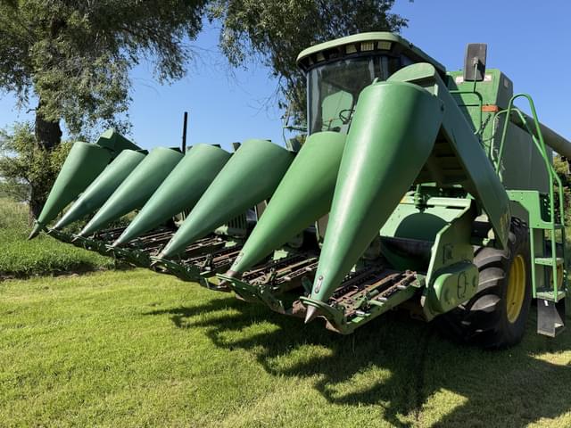 Image of John Deere 693 equipment image 1