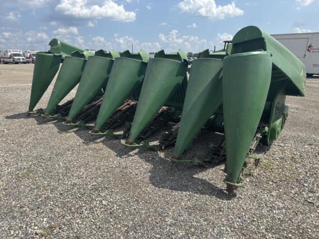 Image of John Deere 693 Primary image