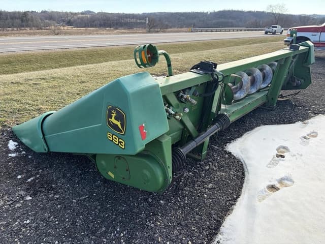 Image of John Deere 693 equipment image 3