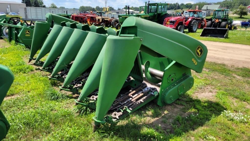 SOLD - 2004 John Deere 693 Lot No. 209 Harvesting with --- Rows ...