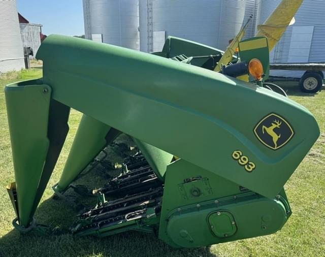 Image of John Deere 693 equipment image 3