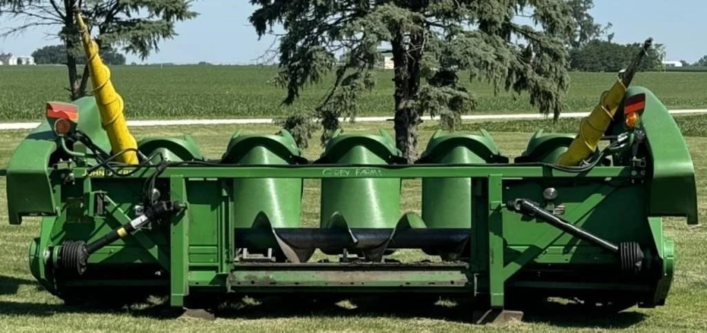 Image of John Deere 693 Primary image