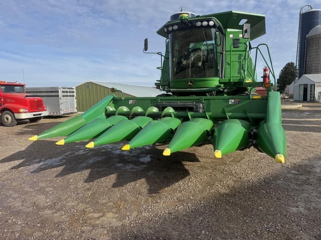 John Deere 693 Equipment Image0