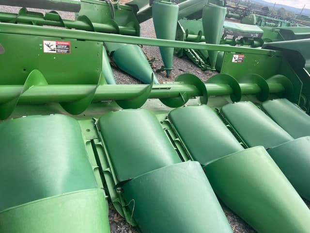 Image of John Deere 693 equipment image 1