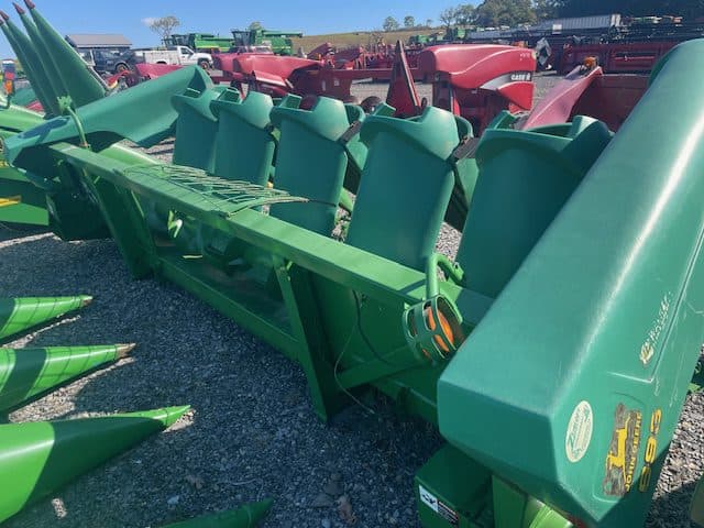 Image of John Deere 693 equipment image 4