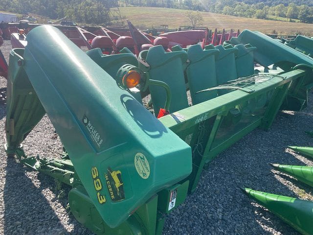 John Deere 693 Equipment Image0