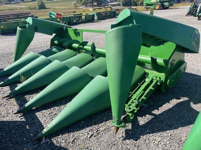 Image of John Deere 693 Primary image