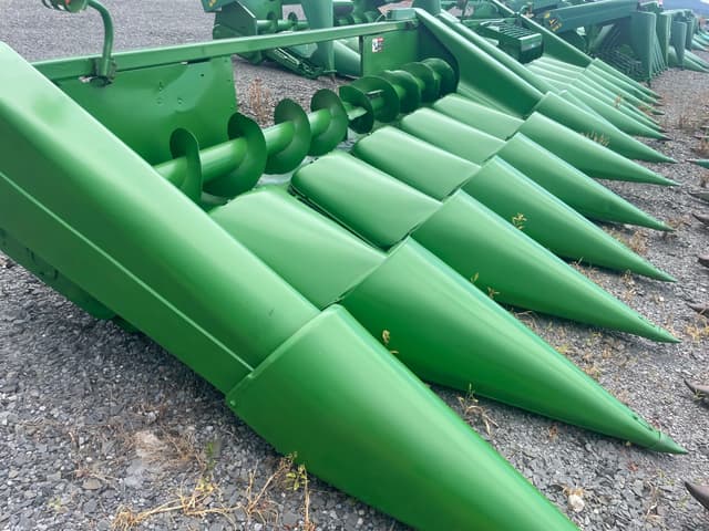 Image of John Deere 693 equipment image 2