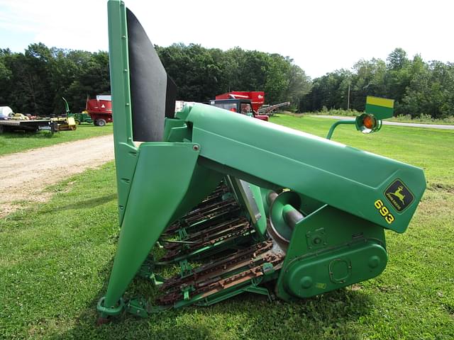 Image of John Deere 693 equipment image 1