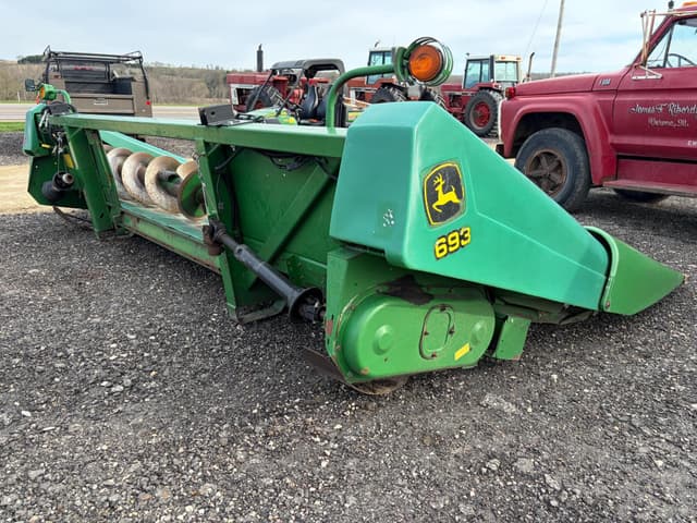 Image of John Deere 693 equipment image 2