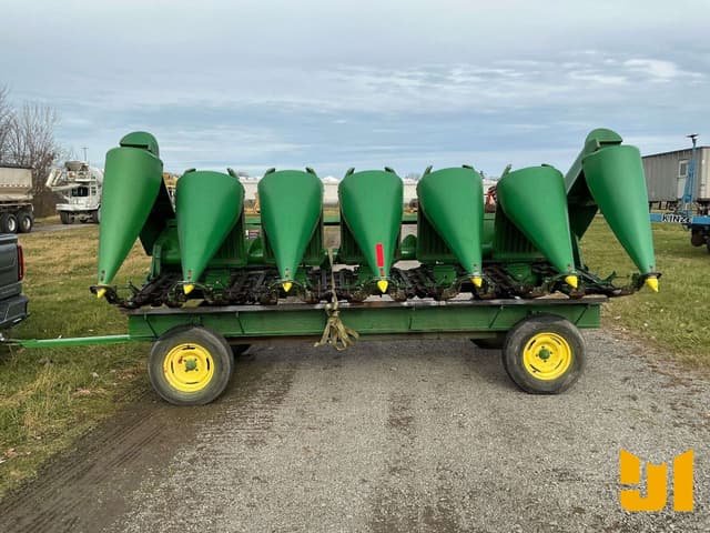 Image of John Deere 693 equipment image 1