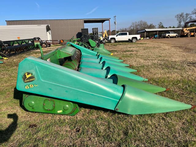 Image of John Deere 694 equipment image 1