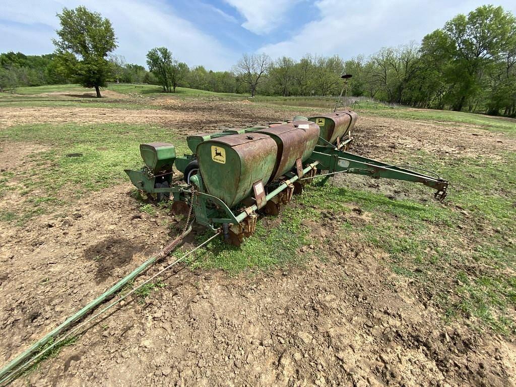 Image of John Deere 694AN Image 1