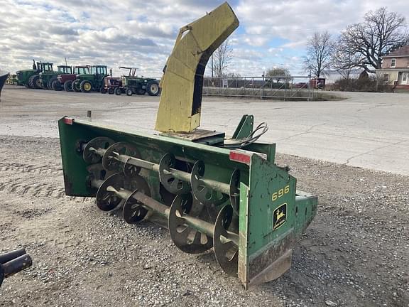 John Deere 696 Equipment Image0