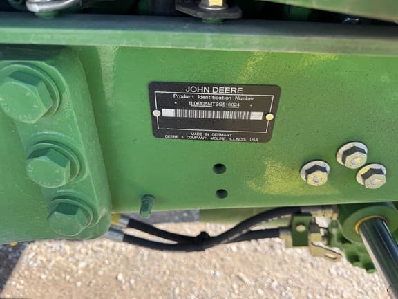 Image of John Deere 6M 125 equipment image 1