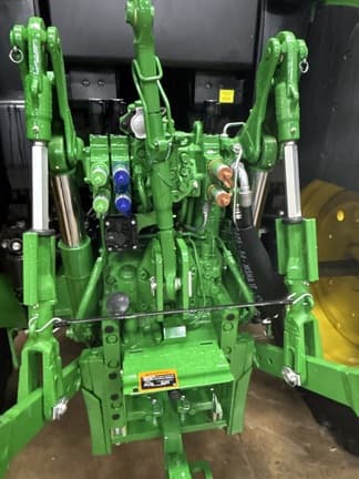 Image of John Deere 6M 125 equipment image 3