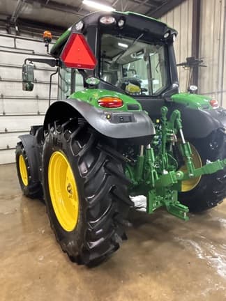 Image of John Deere 6M 125 equipment image 2