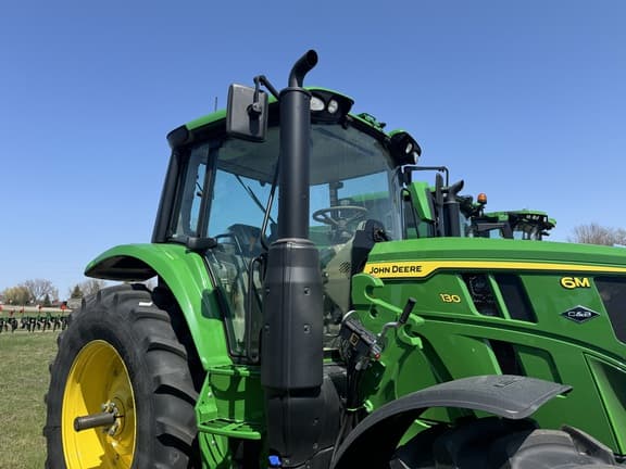 Image of John Deere 6M 130 equipment image 4