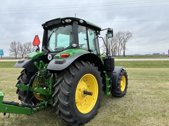 Image of John Deere 6M 140 equipment image 4